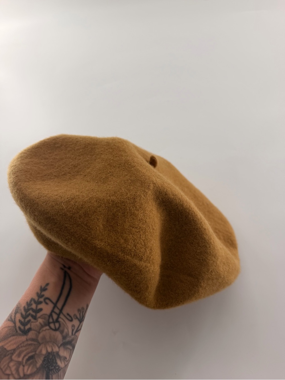 14th & Union Wool Blend Beret Mustard Yellow Women’s One Size Hat Cap
